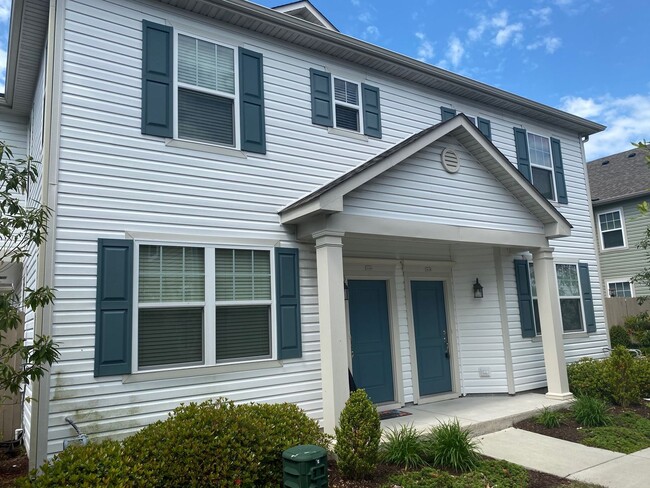 Building Photo - 1628 Brimington Ln