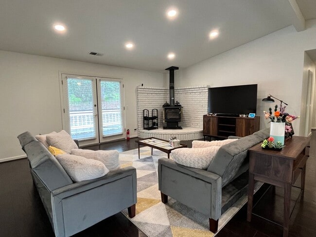 Photo - 3685 Fairway Dr