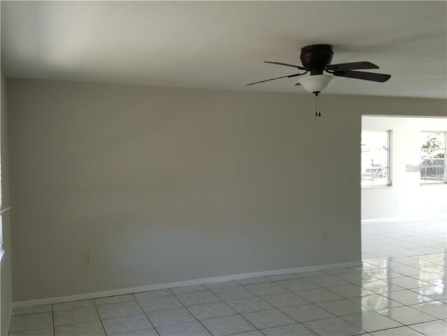 Photo - 262 Manor Rd