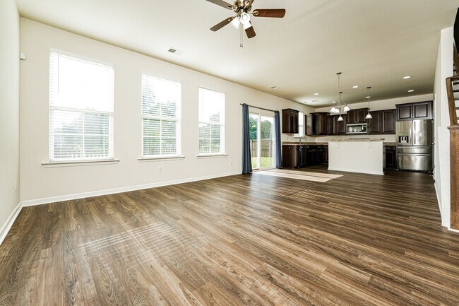 Photo - Beautifully Maintained 3 Bed 2.5 Bath Home in Sophia Landing