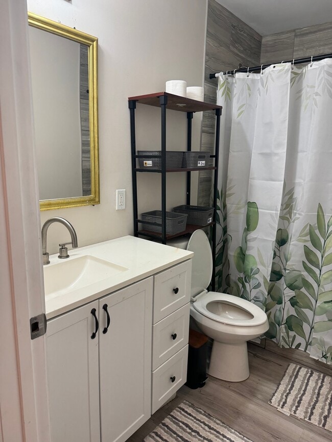 Photo - 1034 Ira St SW