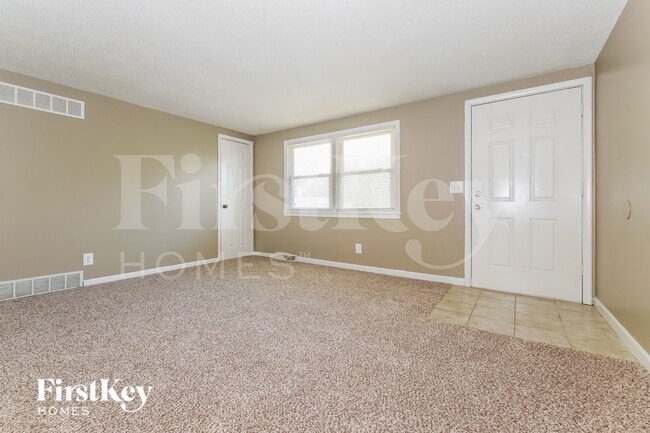 Photo - 5042 N Bellaire Ave