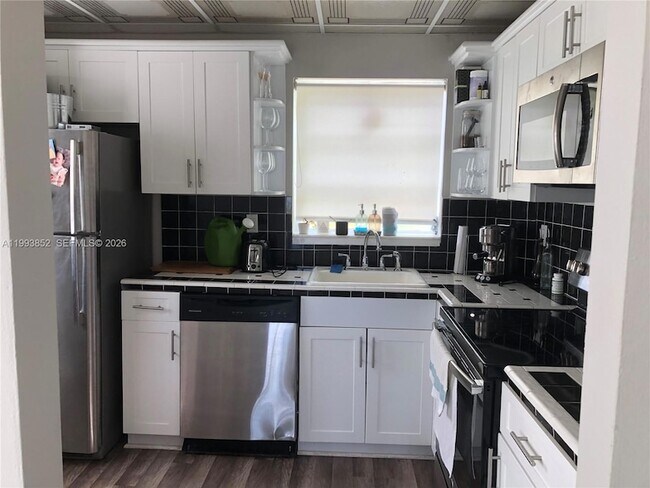 Photo - 851 Meridian Ave Unit 31