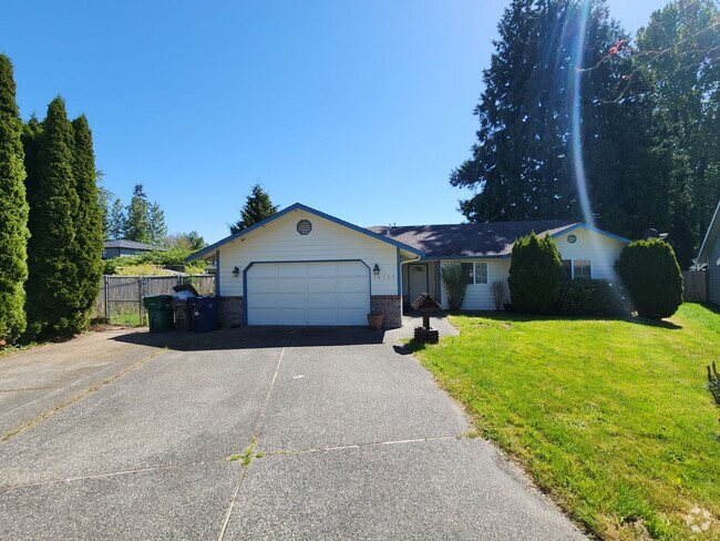 Building Photo - Lynnwood/Martha Lake 3 bedroom Rambler on ... Rental