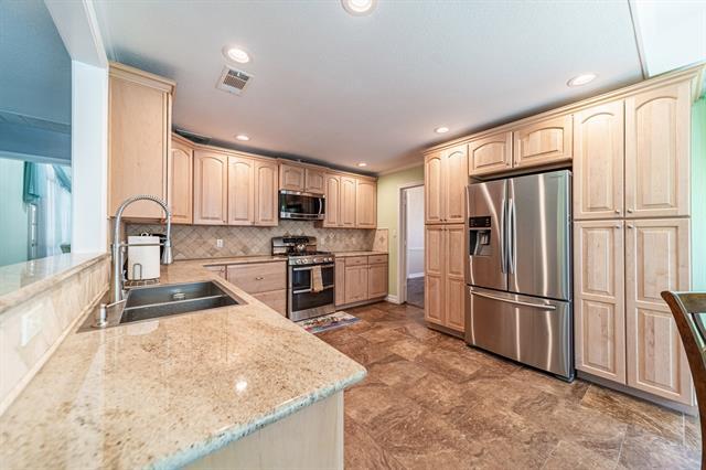 Photo - 3305 Eisenhower Ln