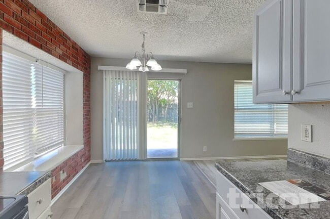 5223 Tom Stafford Dr