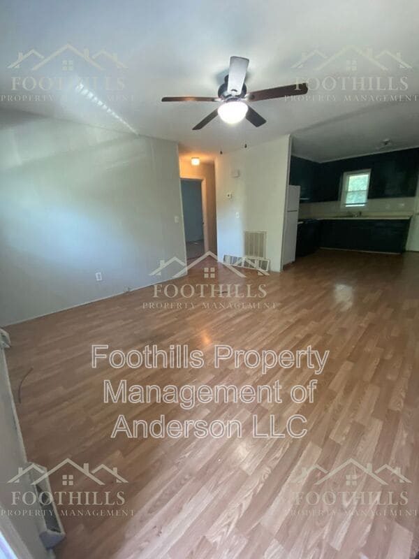 Photo - 202 Kennemore St Unit 6