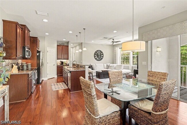 23440 Alamanda Dr Unit 201