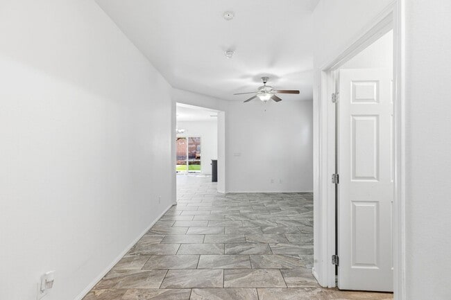 Photo - 8123 Mosaic Sunrise Ln