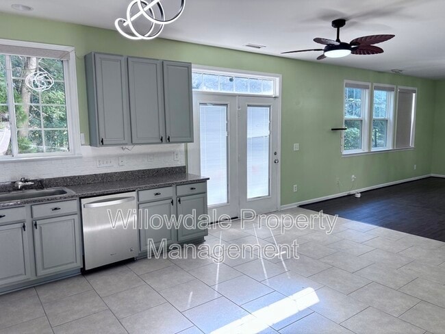 Photo - 624 Piper Stream Cir