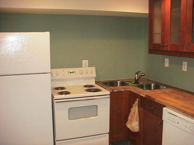 Building Photo - 2302 E Cabot St Rental
