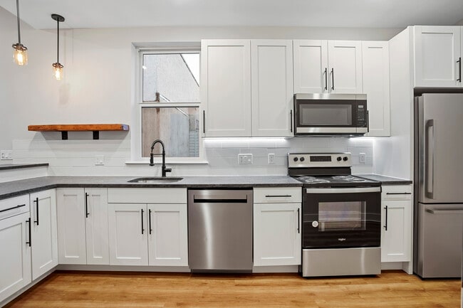 kitchen detail - 1213 N 29th St Unit 3