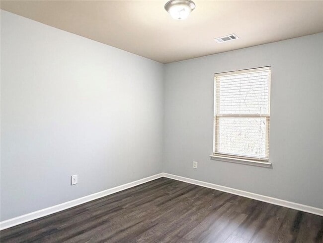 Photo - 3712 Brockenhurst Dr