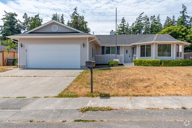 Building Photo - 3 Bed 2 Bath Home Near Town