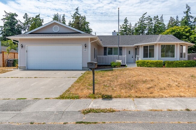 3 Bed 2 Bath Home Near Town - 3 Bed 2 Bath Home Near Town
