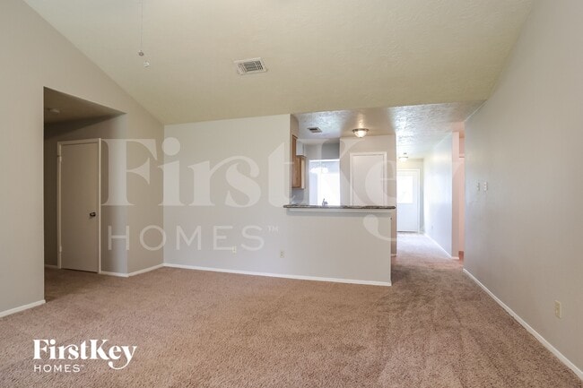 Photo - 2118 Knollbrook Ln