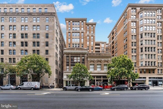 Building Photo - 915 E St NW Unit 1110