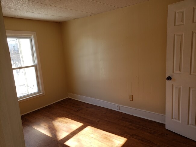 Photo - 121 S 6th St Unit 2