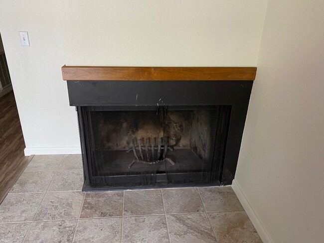 Photo - Kingsbury Greens HOA 2 bedroom 1 1/2 bath in Alta Sierra
