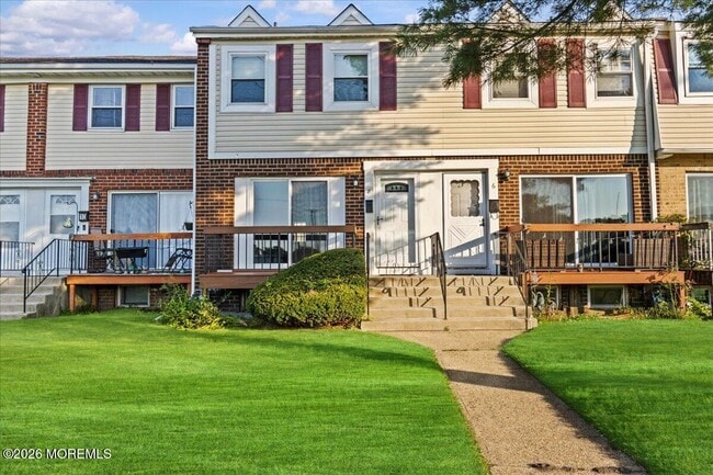 Building Photo - 8 Primrose Ln