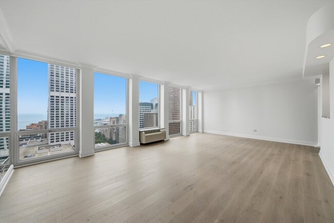 Photo - 111 E Chestnut St Unit 38F