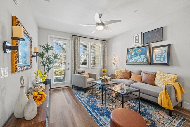 Photo - Addison Square