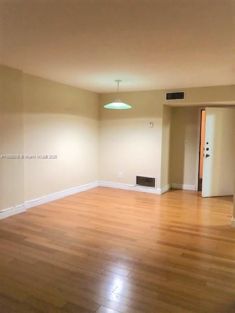 Photo - 2715 Tigertail Ave Unit 403