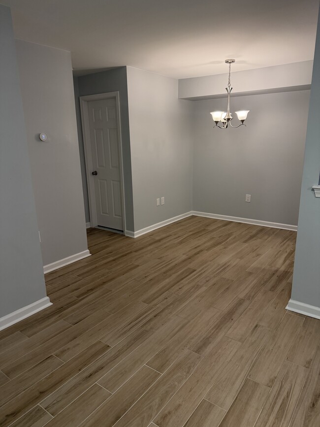 Photo - 5708 Shadwell Ct Unidad Olde Mill Condo