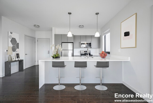 Photo - 454 Harvard St Unit 204