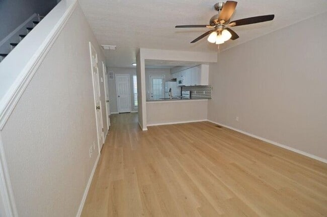 Photo - 2 Bed 1.5 Bath Townhome Warr Acres/Bethany