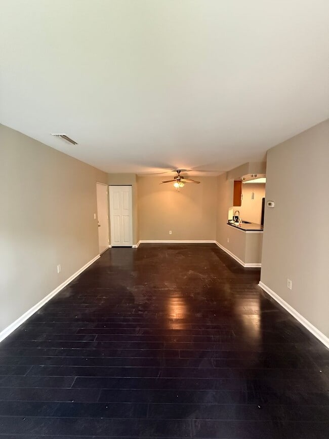 Photo - 14807 Rydell Rd