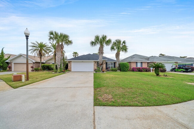 Photo - 261 Sandy Cay Dr