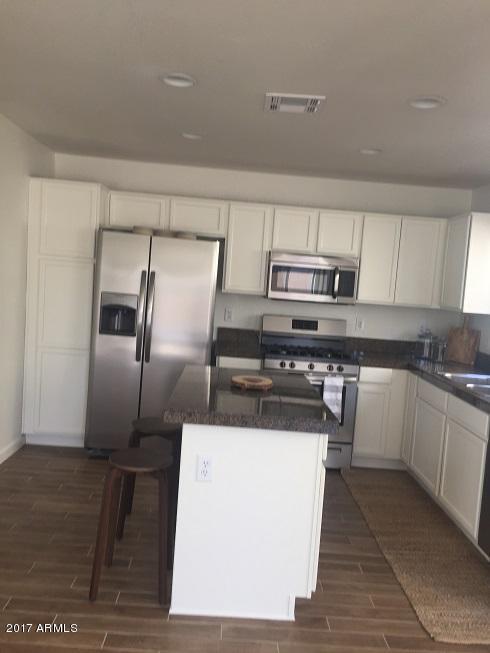 Photo - 2829 E Glenhaven Dr