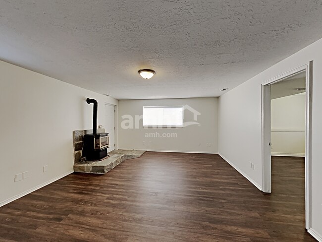 Photo - 4877 S 4075 W