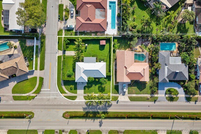Photo - 1100 SW 12th Ave