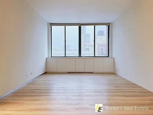 Photo - 127 E 30th St Unit 14A