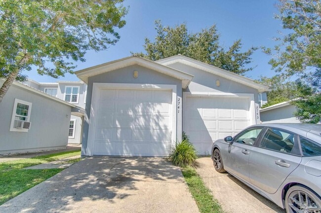 Photo - 2741 Bay Club Dr