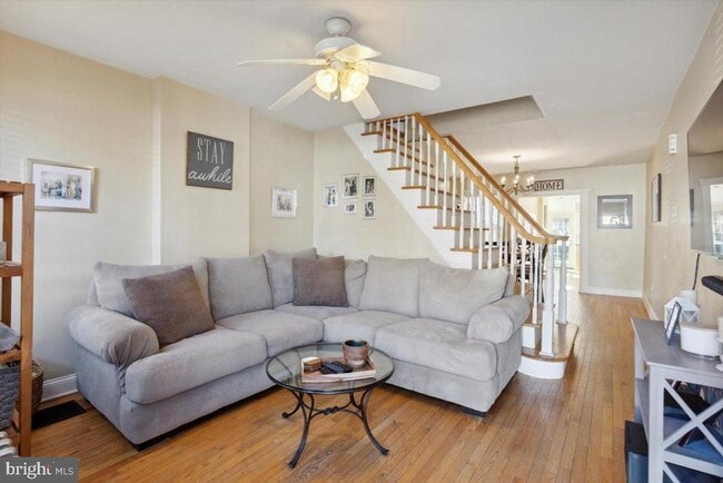 Photo - 214 Ripka St