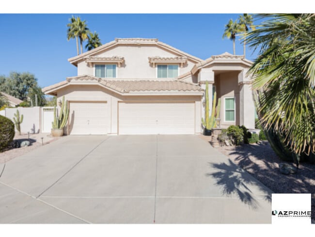 Photo - Discover your Dream Oasis in this 4/3 Phoenix Home, Nestled in the Exclusive Gated Shadow Rock golf