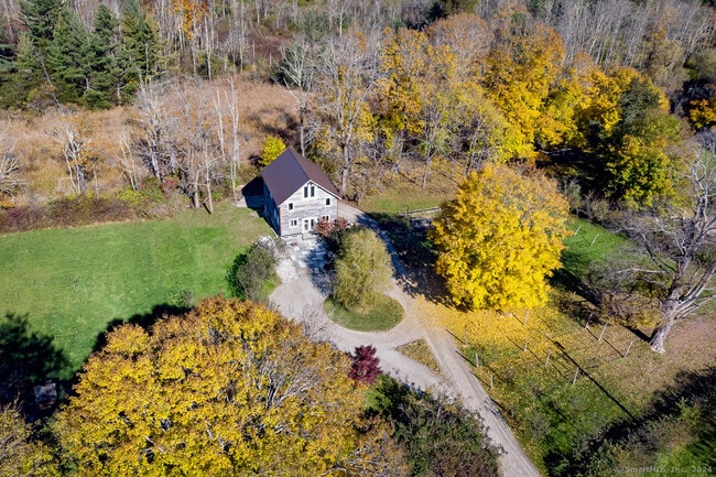 275 Interlaken Rd