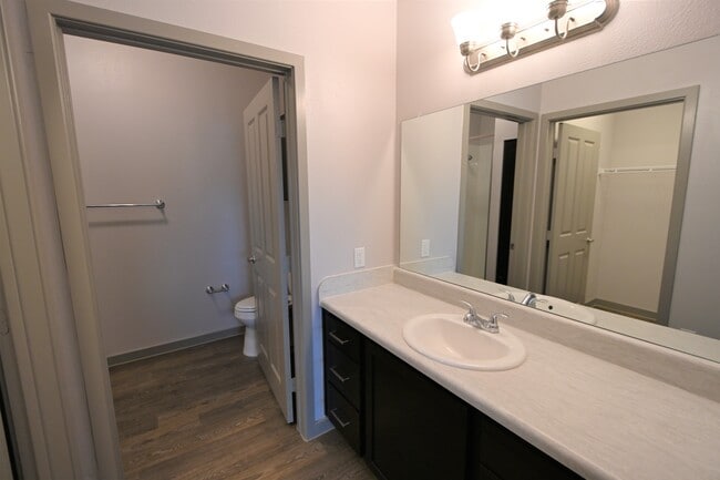 Mira Vista Ranch Apartments
