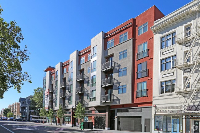 Photo - 777 Broadway