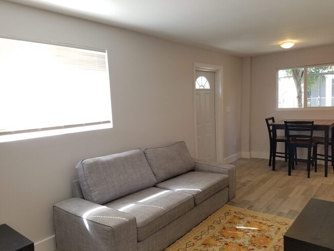 Photo - 1629 SW 19th Terrace Unidad 1