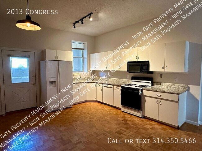 Photo - 2013 Congress-