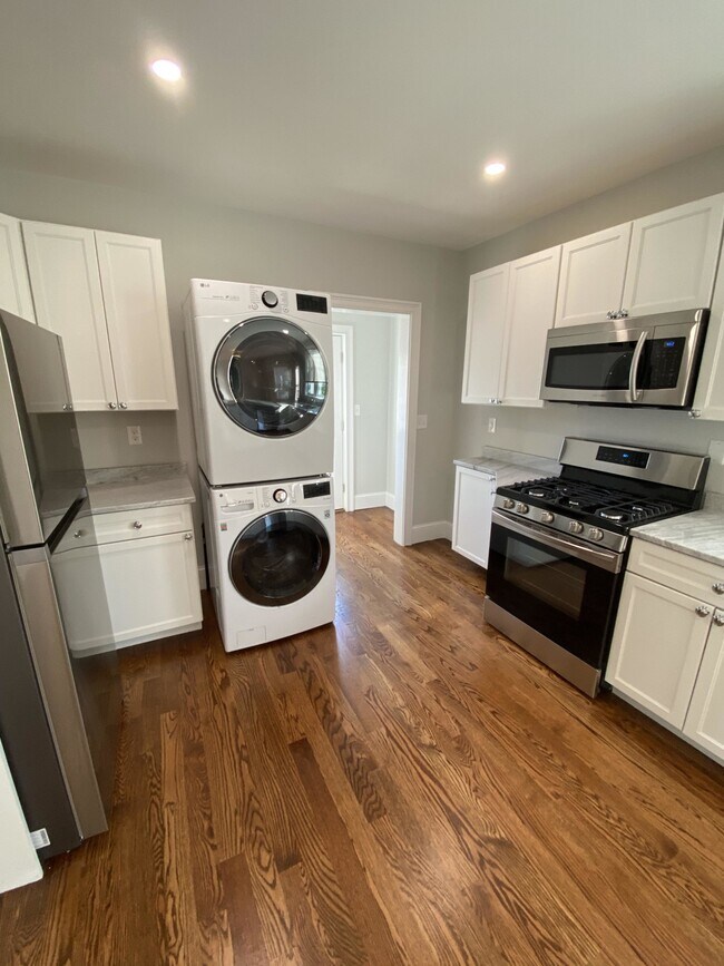 Photo - 3 Hamilton Rd Unit #2