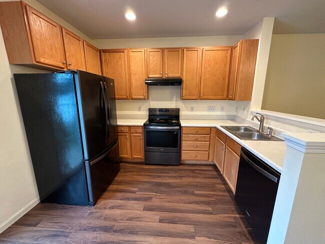 Photo - Great 2 Bedroom 2.5 Bath in Ridge Creek!