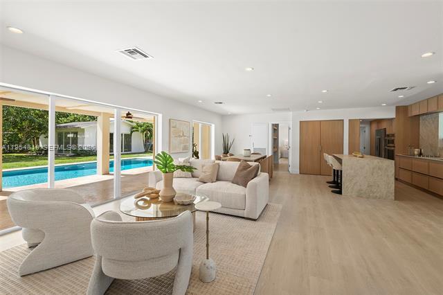 Building Photo - 7460 SW 126th St