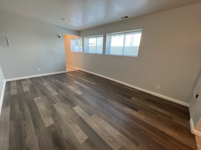 Photo - Garden Level Studio Within Walking Distance to Exposition Park! Unit 151