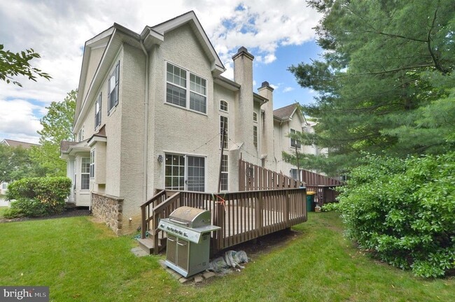 Photo - 200 Rolling Hill Dr