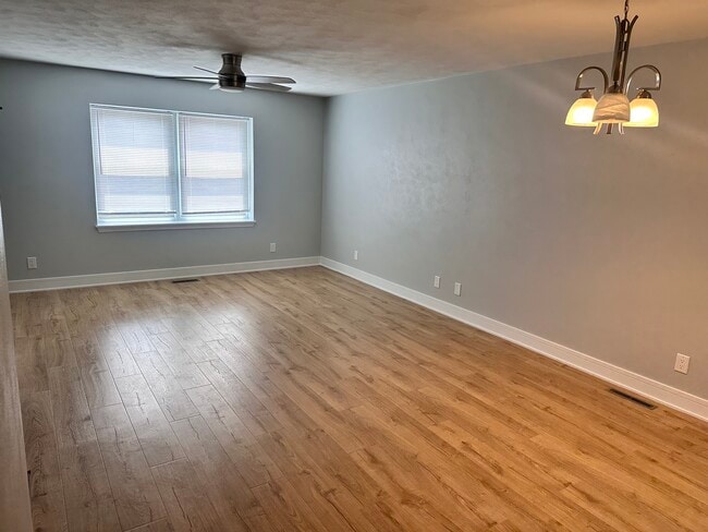 Photo - 1848 Bright View Dr